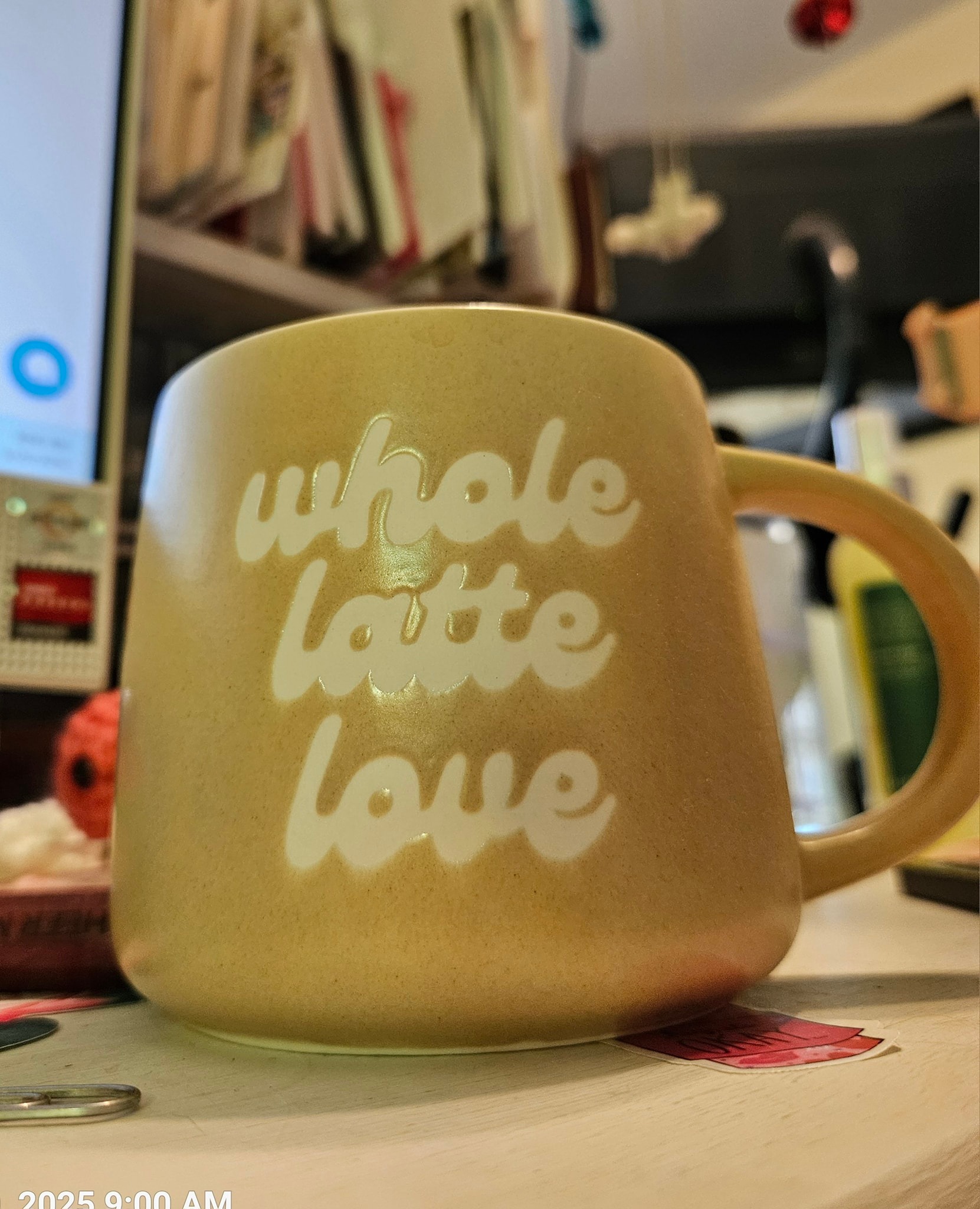 Good morning!
How your day is filled with a whole latte love!